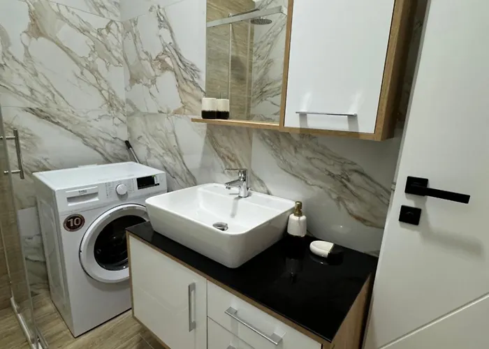 Lejlighed Isla's Luxurious Seaside *