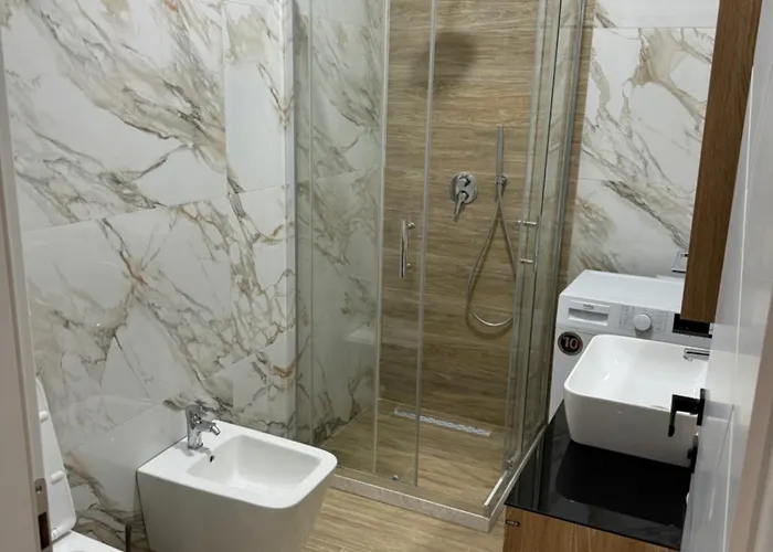 Lejlighed Isla's Luxurious Seaside Durrës